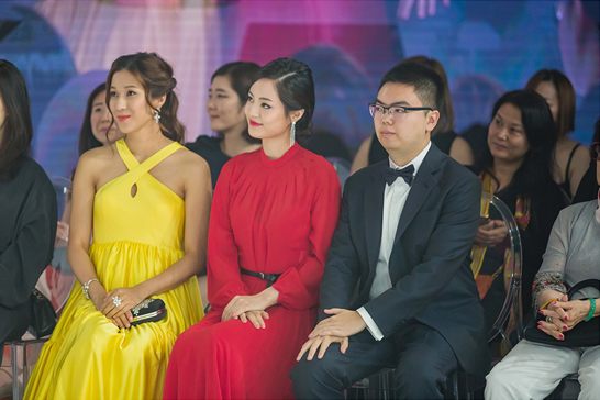 ����������������Ůʿ���Ӽ���Ůʿ