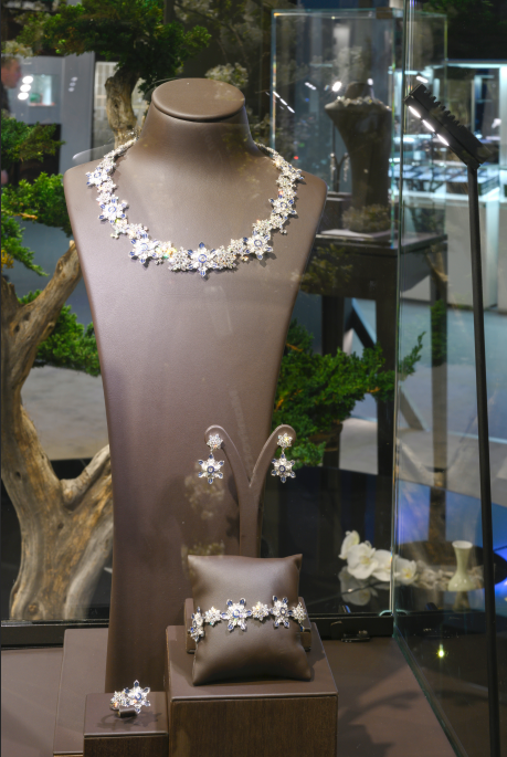 ��ʱ��֮����ϵ�ж�����֮��ӯѩ���衷