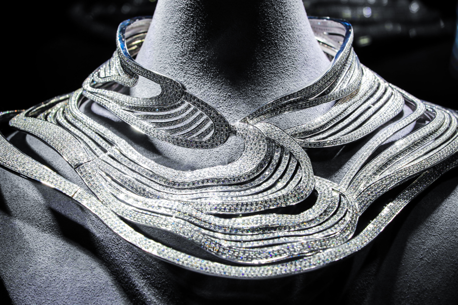 ��ʱ��֮����ϵ�����֮��ˮ�����졷